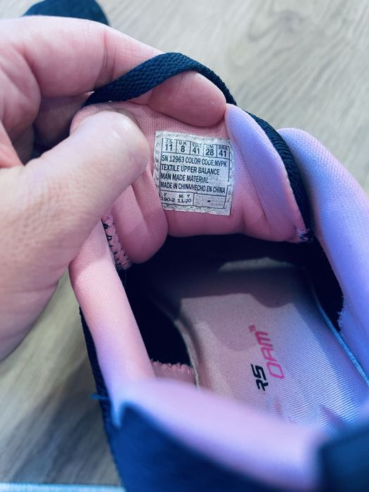 Кросівки жіночі skechers 41р