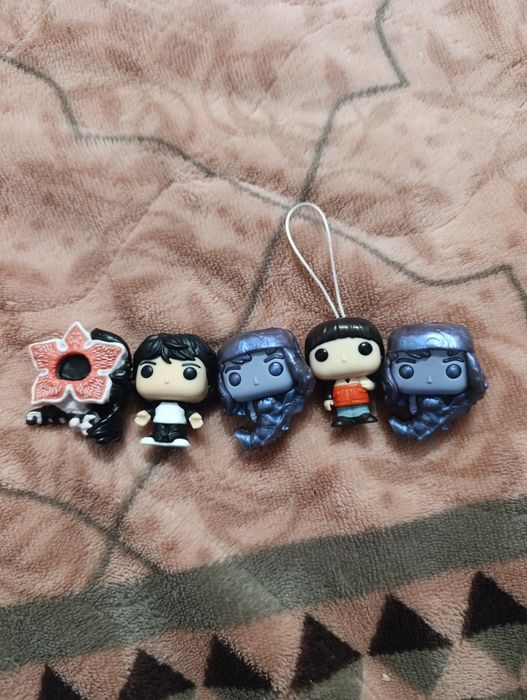 Продаються іграшки дивні дива