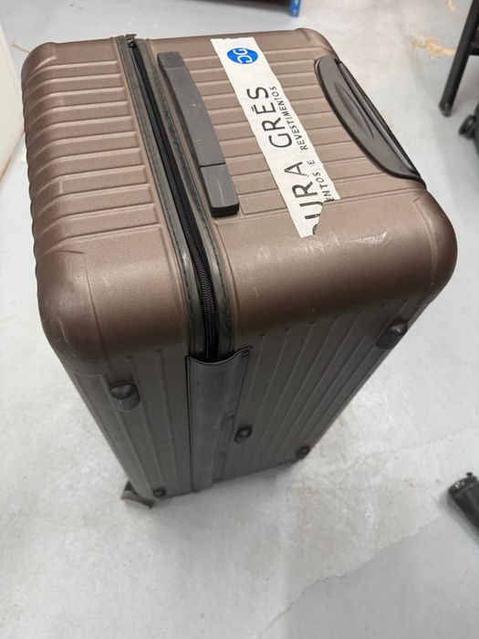 Malas Rimowa Original em Poli-carbonato ultra leves tipo Baú