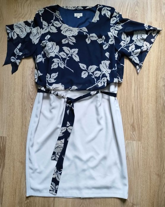 Sukienka garsonka jednoczęściowa, rozmiar 50