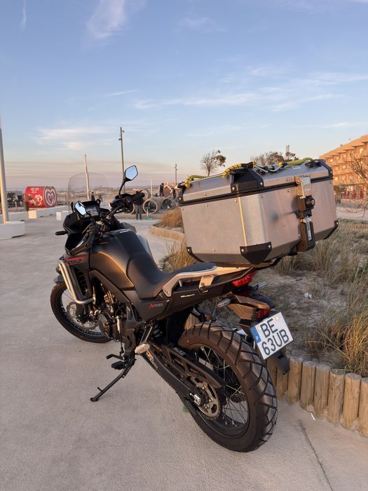 Honda Transalp 750