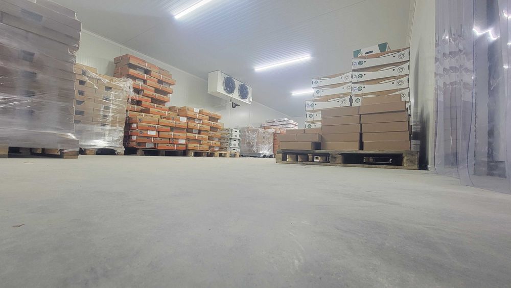 Устаткування, холодильник для зберігання  яблук слив абрикос Тернопіль