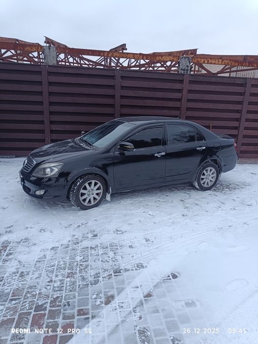 Продам geely sl 2012рік під ремонт