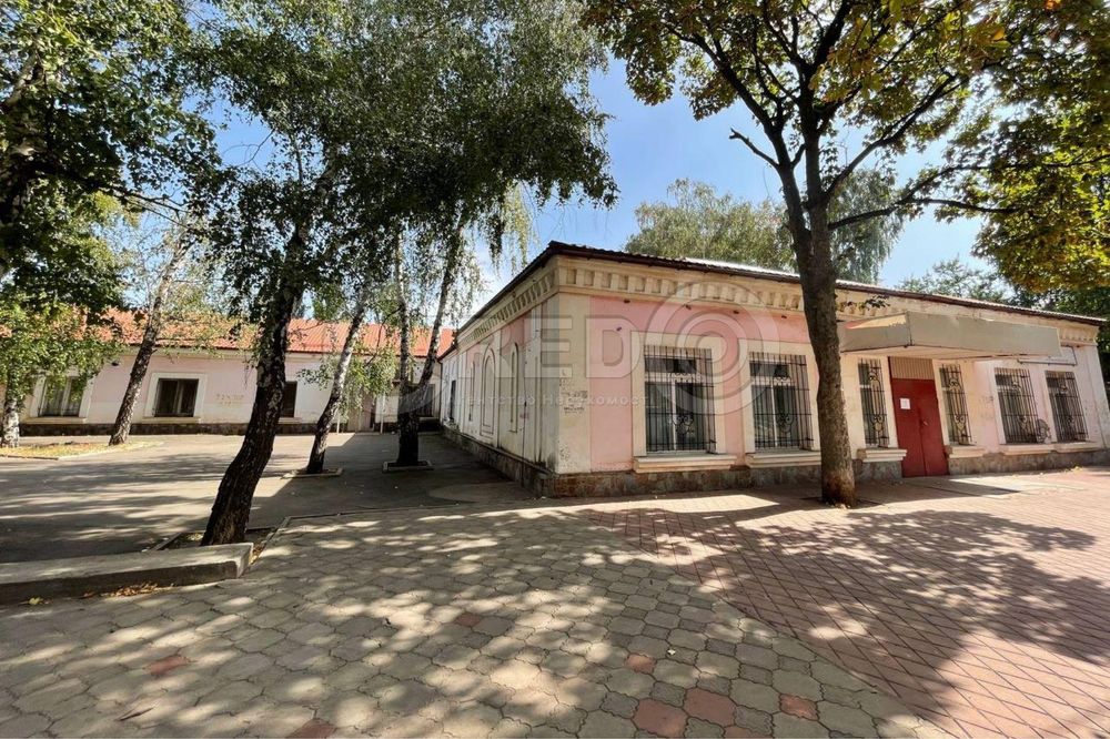 Продаж 1-поверхової будівлі, вул. Ф. Караманця