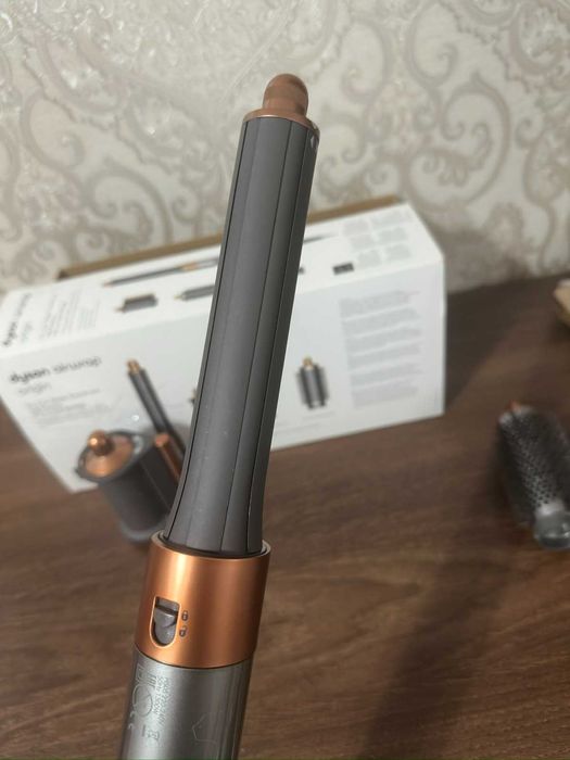 Стайлер для довгого волосся Dyson Airwrap ВЖИВАНИЙ