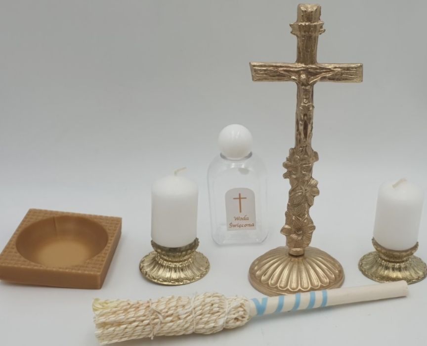 Zestaw kolędowy metalowy: butelka na wodę, krzyż, kropidło, świece