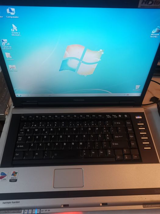 Toshiba M70-320  para peças