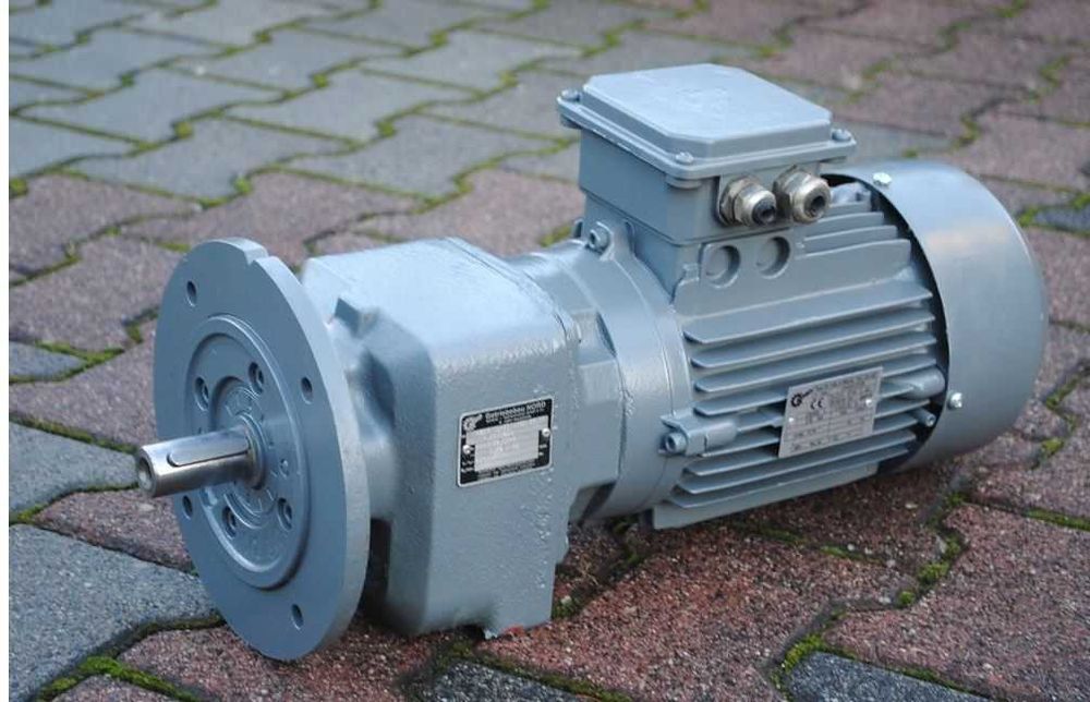Motoreduktor kołnierzowy 2.2kw. 251obr./min. NORD. SK420FVL-90L/40EFTF