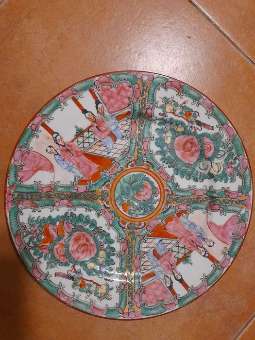 Pratos decorativos de macau