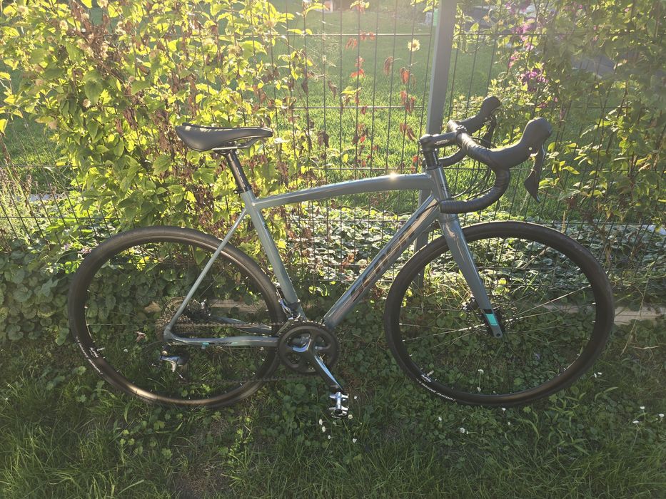 Damski Rower szosowy Sensa Emilia Disc Tiagra roz 54