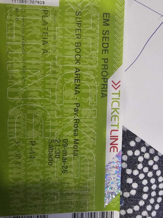 Em sede própria 1 bilhete porto sabado  9 de maio