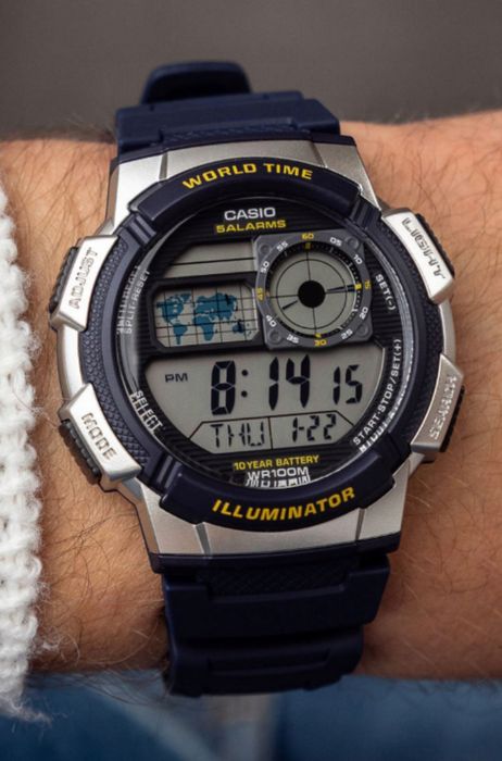 Zegarek Casio Illuminator