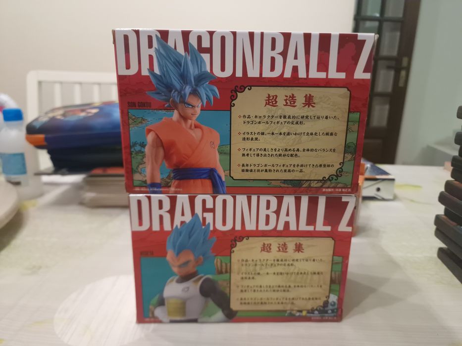 Pack de duas figuras Dragon Ball Resurrection of F DXF. Muito raras