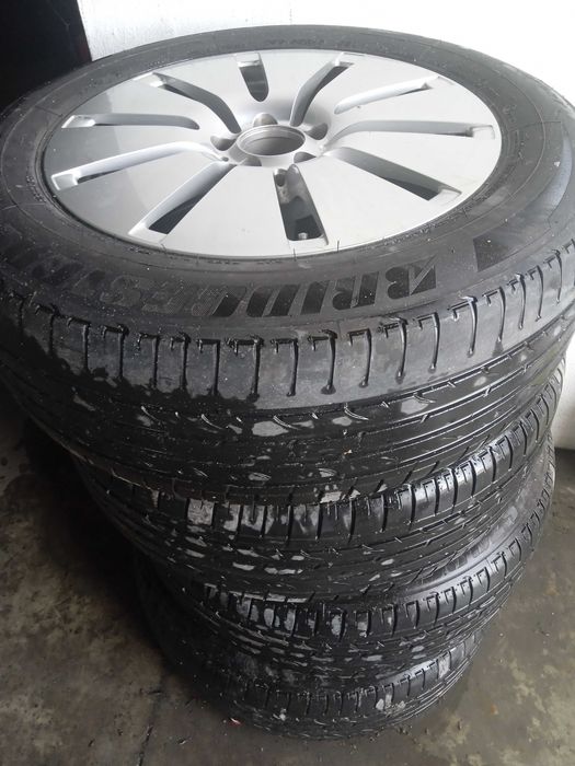 Jantes Tesla 235x60xR18 Pneus Bridgestone