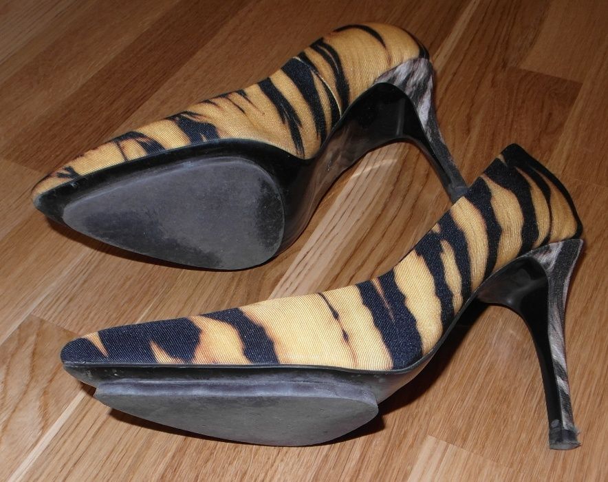 H&M czółenka szpilki panterka r.38