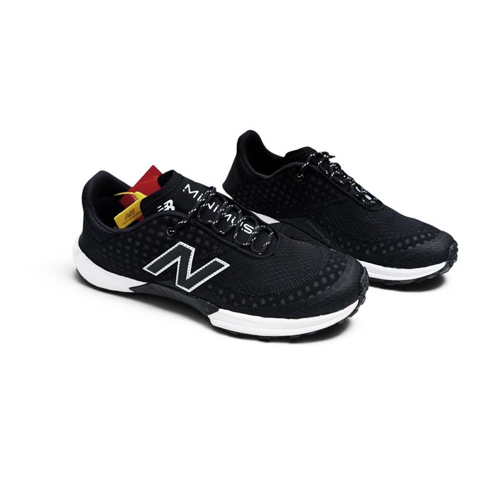 Чоловічі кросівки New Balance Minimus Trail чорні