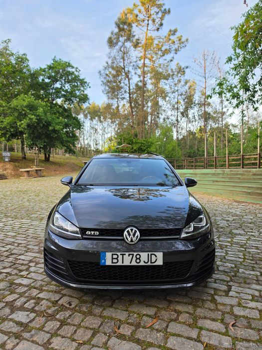 Volkswagen Golf — fotografia 4