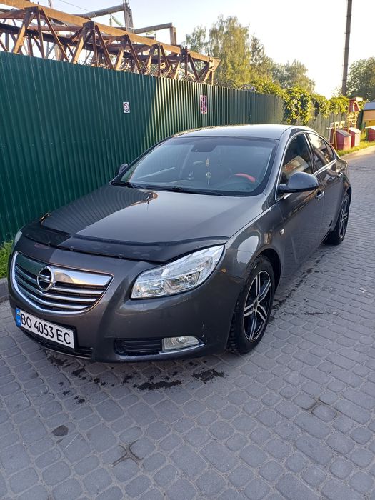 Opel Insignia 2010 в хорошому стані