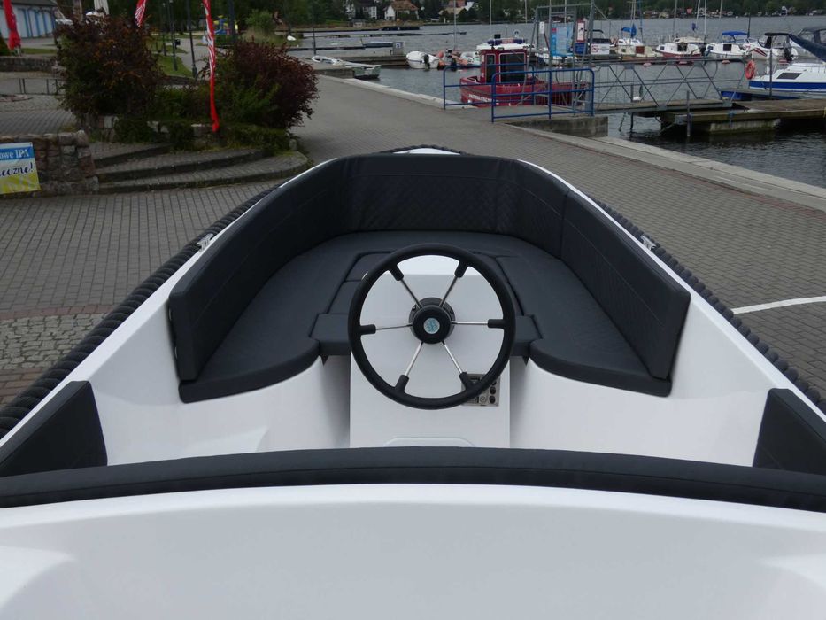 Łódź łódka 485 El Giant by Szymański