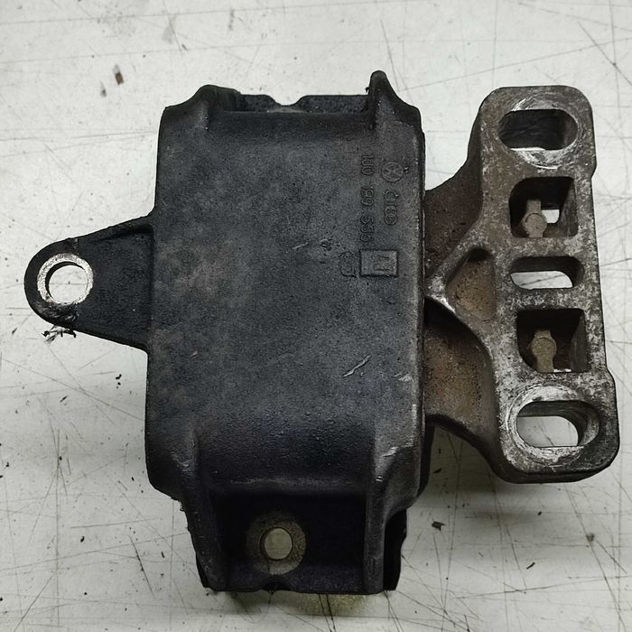 Łapa poduszka skrzyni biegów VW Golf 4 IV Audi Seat Skoda 1.9 TDI 1.8T