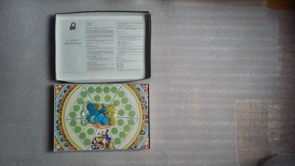 Raro Jogo de tabuleiro - O Circo Misterioso - completo
