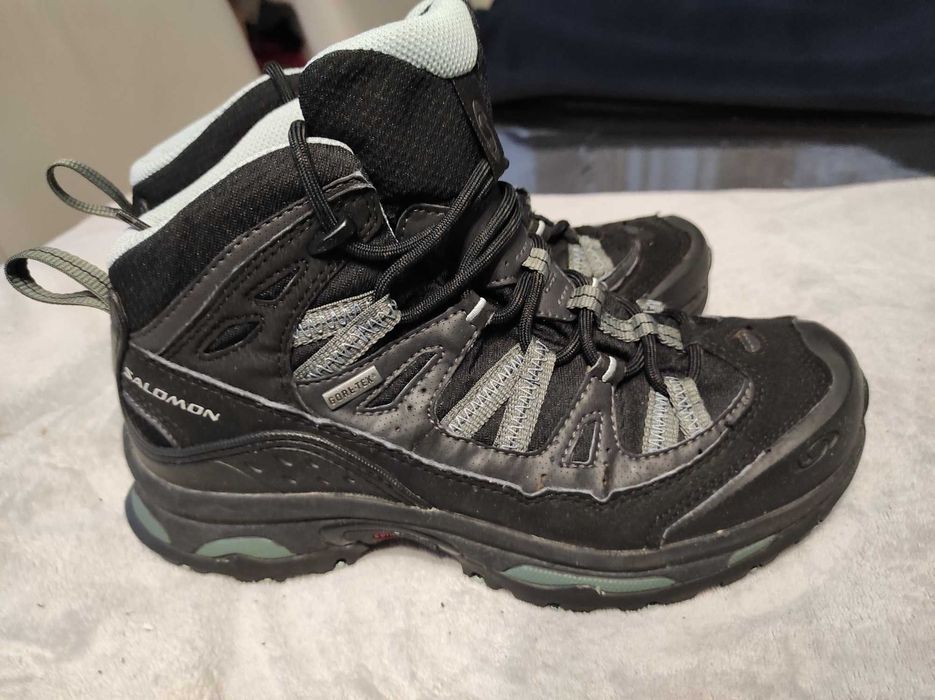 super buty SALOMON , GORE-TEX trekkingowe rozm. 38 / 23,5 cm
