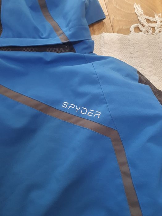 Piękna kurtka narciarska firmy Spyder 14 lat