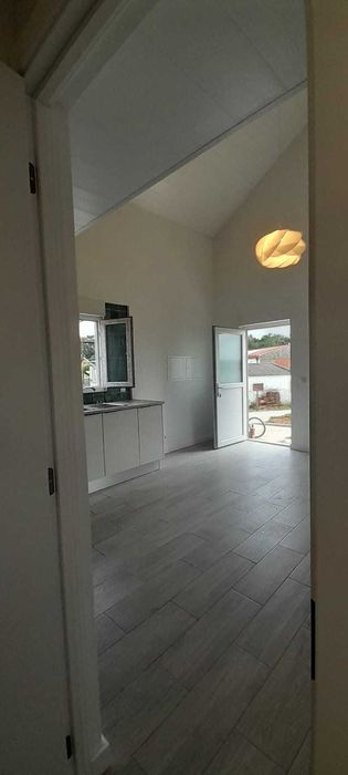 Arrendo Vivenda T1 com mezanino em A dos Cunhados