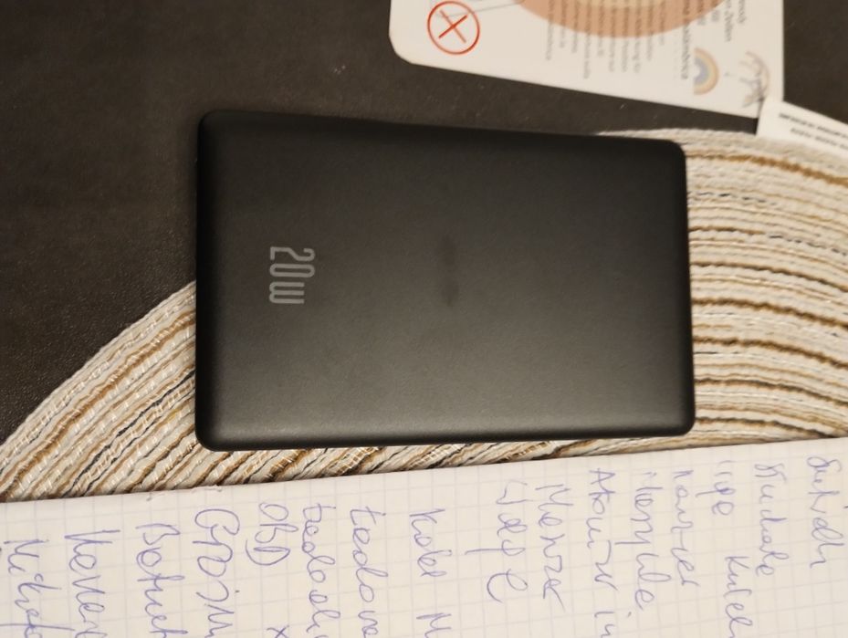 Powerbank 20wat indukcja Ntaaano mp051
