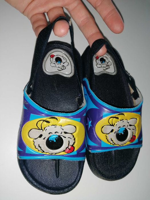 Klapki na gumce piszczeć ok15. 5cm