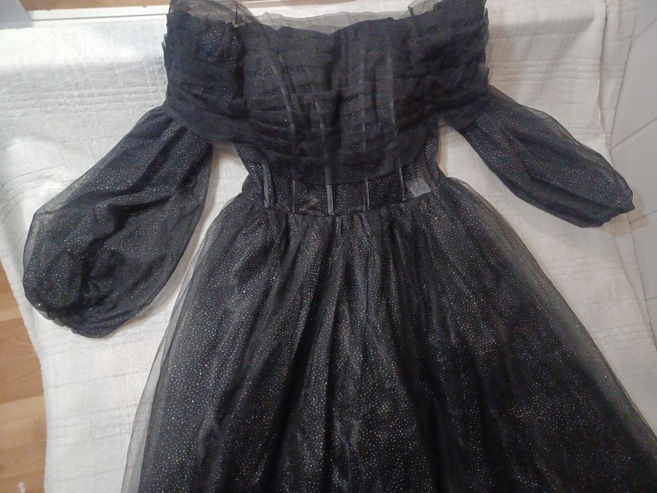 Sukienka na studniówkę