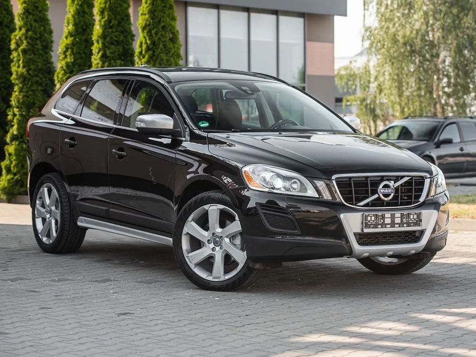 Volvo XC 60 HEICO 2.4D5 231KM Półskóra Bixenon Grzane Fotele Navi Tempomat PDC