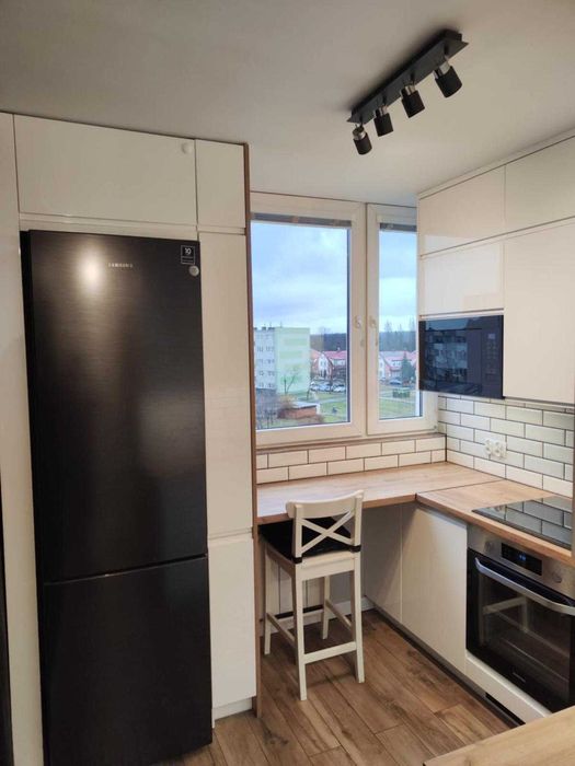 Sprzedam 2-pokojowe mieszkanie po remoncie Milicz Kopernika 4 piętro