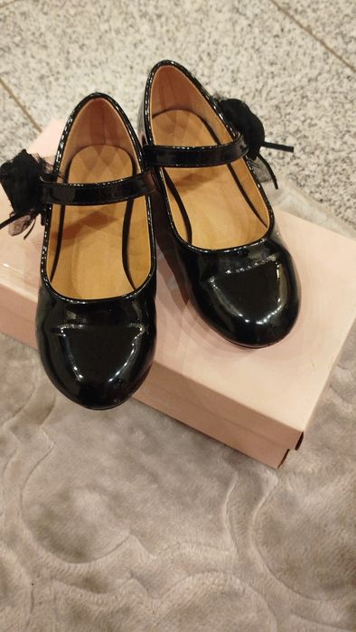 Lakierki dla dziewczynki