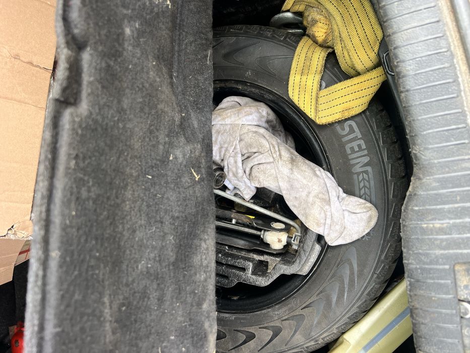 Гольф 4 в чудовому стані 1.9 простий