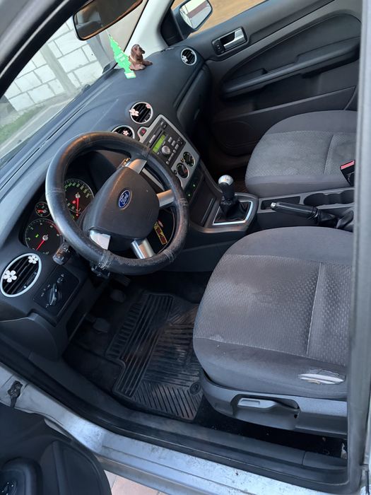 ford focus.