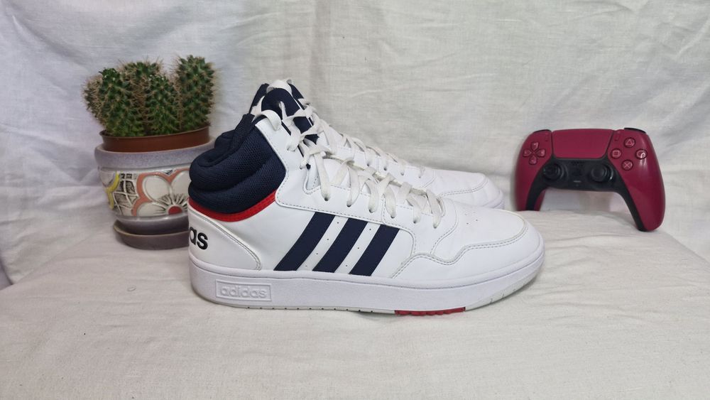 Кросівки Adidas Hoops 3.0.Розмір 44.5