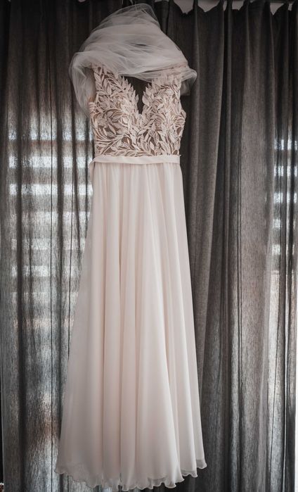 Suknia ślubna 165cm + 8cm