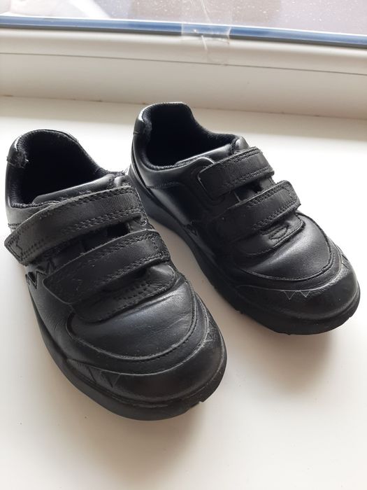 Кеди мокасини кросівки Clarks