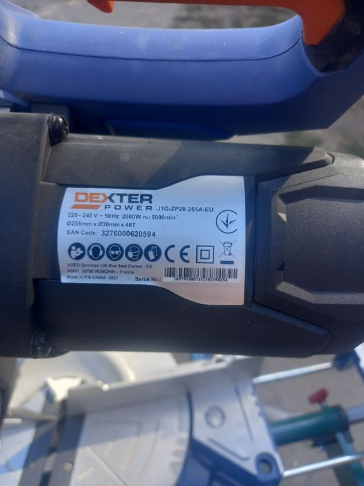 Продам торцовочною пилу.