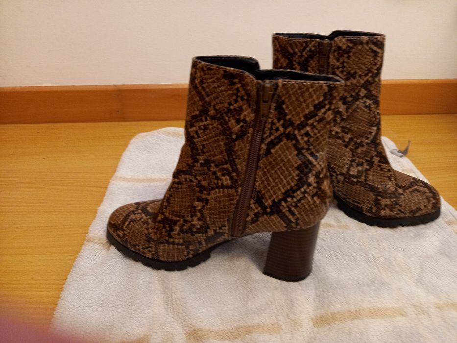 Botas pele de cobra