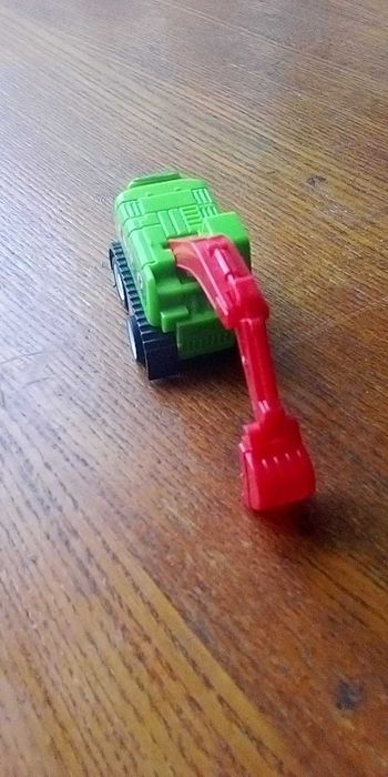 Продам детские игрушечные пластмассовые машинки