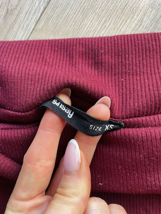 sinsay bordowa bluzka xs hiszpanka odkryte ramiona prążkowana