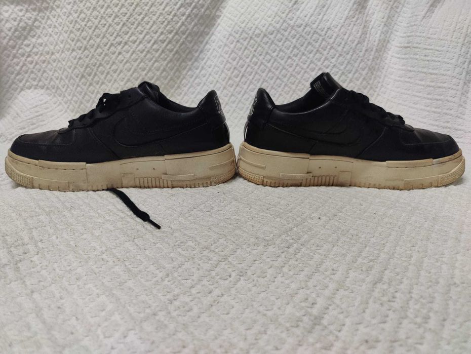 Sapatilhas Nike Air Force tam. 41 em muito bom estado.