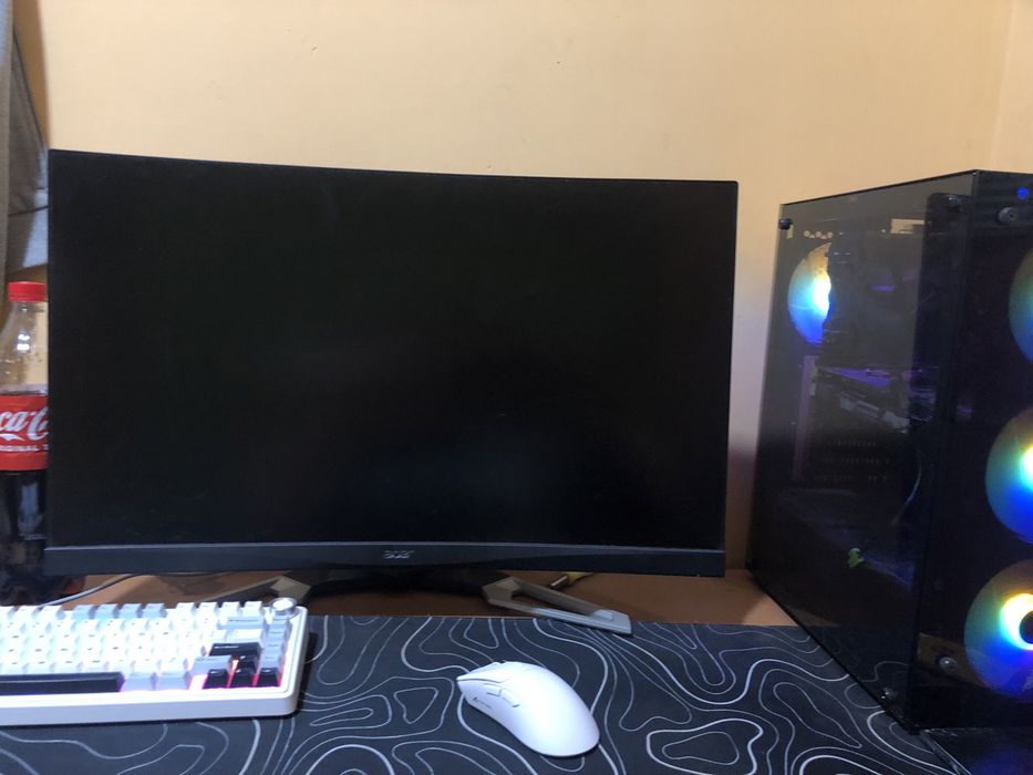 Сетап пк клавиатура мишка коврик и монитор 144 hz