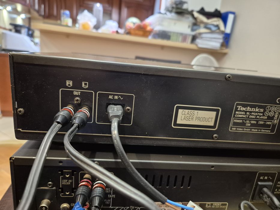Odtwarzacz CD Technics SL-PG570A