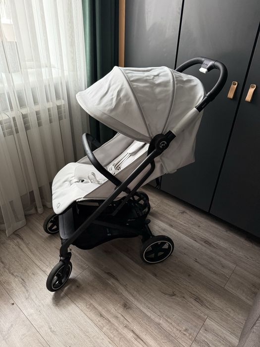 Прогулянкова коляска Cybex Beezy fog grey
