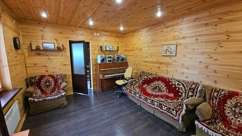 Продажа 2 этажного дома с верандой и участком на 41.5 сотки, 103 кв. м