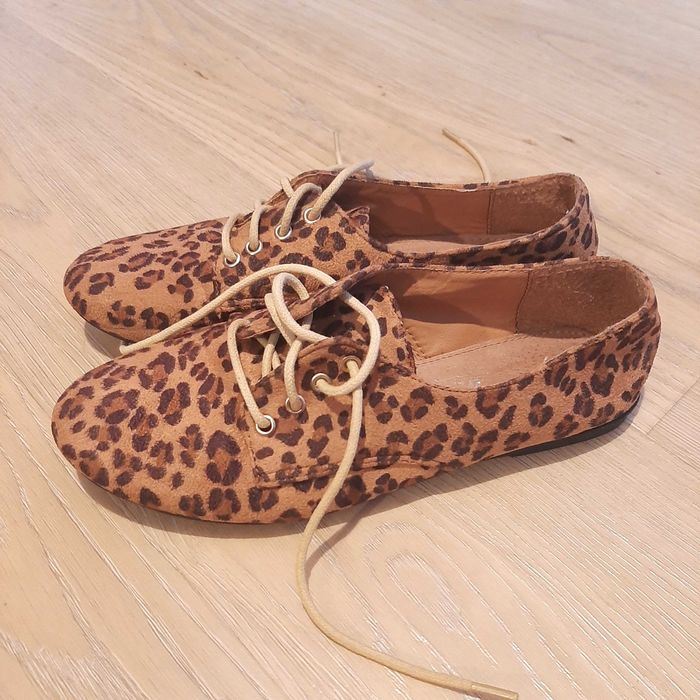 NOVOS Sapatos Miss Yes Camurça Padrão Leopardo T.36