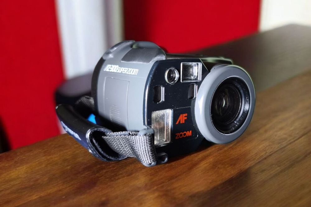 Фотоапарат OLYMPUS LZ - 300